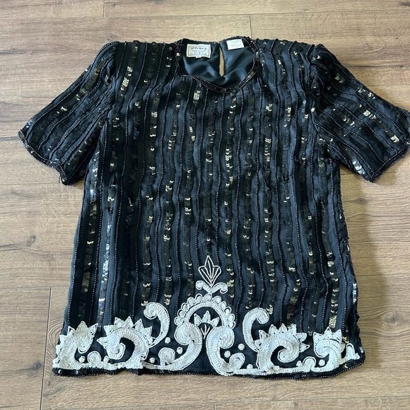 VINTAGE 80s STENAY BLACK SILK SEQUINNED BEADED SHORT SLEEVES TOP IN MEDIUM - Picture 7 of 8